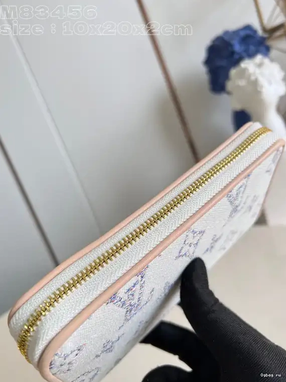 cm ZIPPY VUITTON WALLET-10*20*2 LOUIS 0701